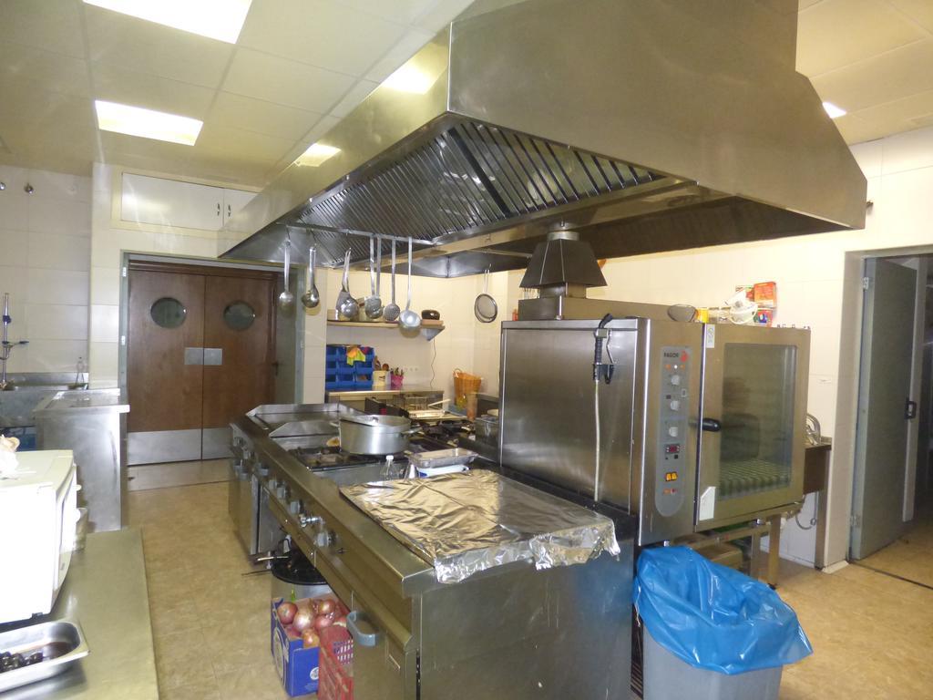 Hostal La Perdiz Sonseca Екстериор снимка